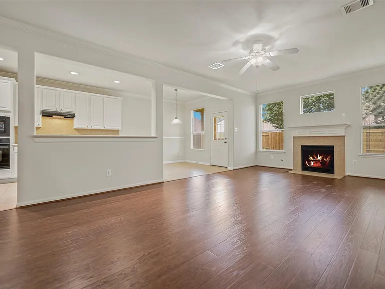 11515 Timberly Park Ln — Photo 9