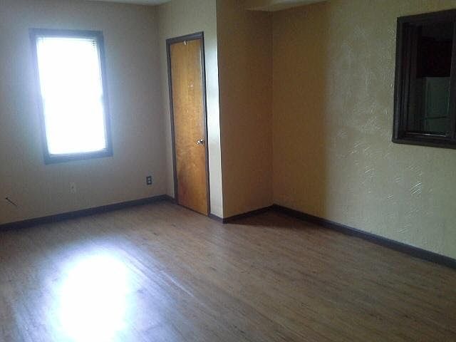 2nd image of 1113 2nd St