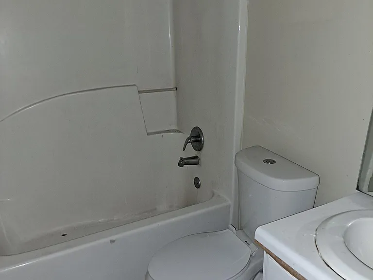 214 Kiowa Ct — Photo 8