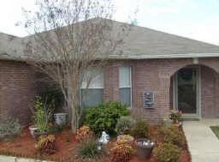305 Cortland Cir, Roanoke, TX 76262