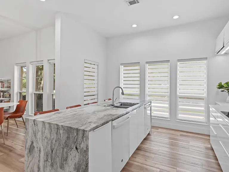 24 Captiva Cir — Photo 15