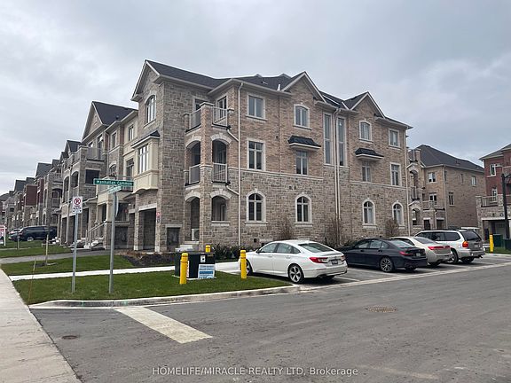 2nd image of 460 Silver Maple Rd