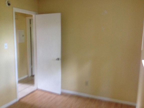 5th image of 1690 Hofheinz St APT B4
