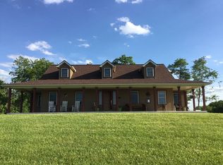 302 Sunview Hl, Harrisville, WV 26362
