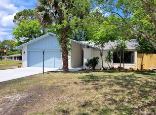 1 Clark Ln, Palm Coast, FL 32137