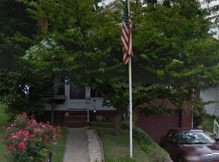 986 Beechmeadow Ln, Cincinnati, OH 45238