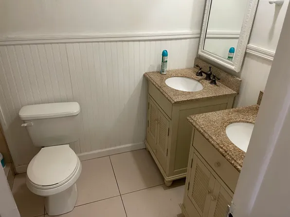 7350 SW 82nd St APT C224, Miami, FL 33143