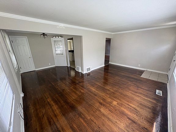 2nd image of 1263 Roxton Dr