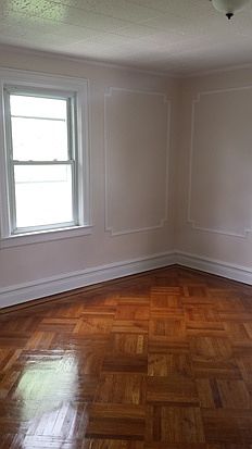 5th image of 10824 172nd St