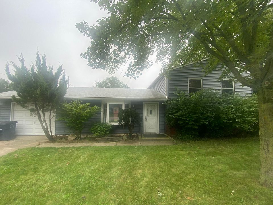 1st image of 2742 Ohio St