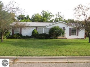 119 Hall St, West Branch, MI 48661