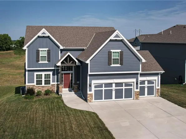 10407 N Chelsea Ave, Kansas City, MO 64156