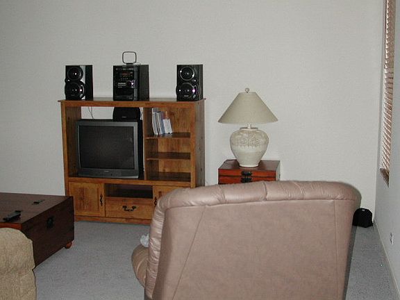 5th image of 4100 Blackstone Dr