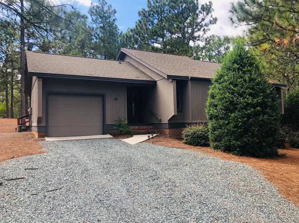 30 Scott Rd, Pinehurst, NC 28374