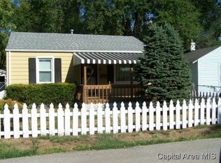 2916 S 12th St, Springfield, IL 62703