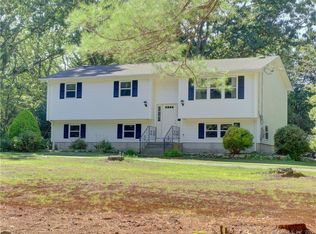 117 Stony Brook Rd, Stonington, CT 06378