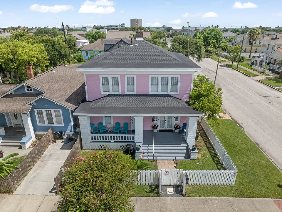 3227 Avenue Q #B