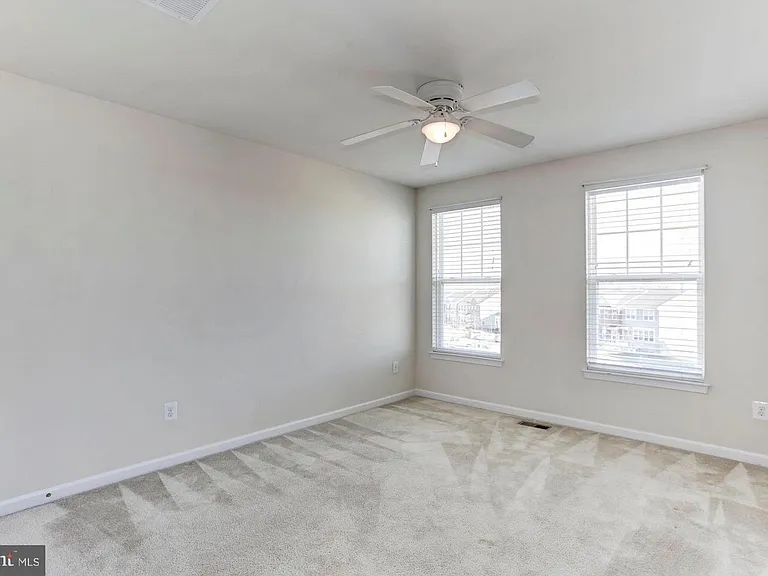 9210 Dawkins Crest Cir — Photo 12