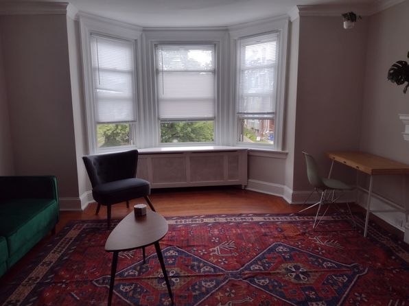 6137 W Columbia Ave FLOOR 2