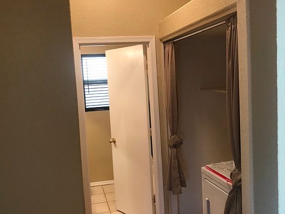 5th image of 2221 S Navajo Way