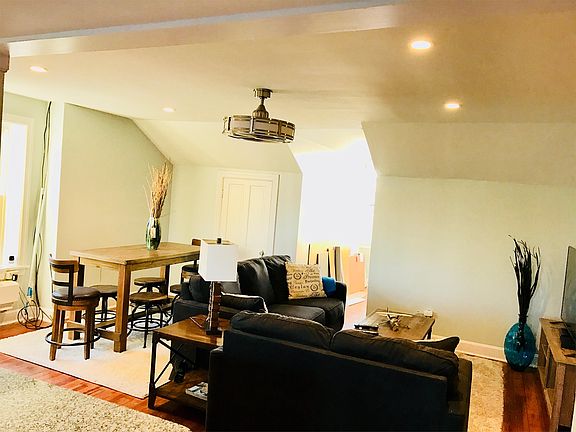 Living/Dinning Area