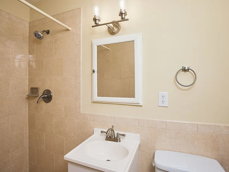 1950 Farris Dr — Photo 12