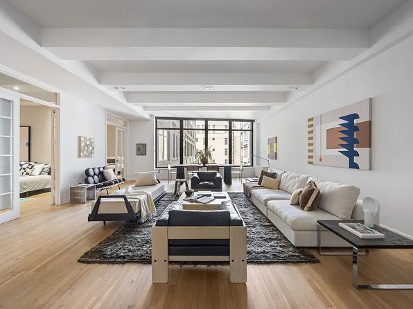 252 7th Ave APT 9R, New York, NY 10001
