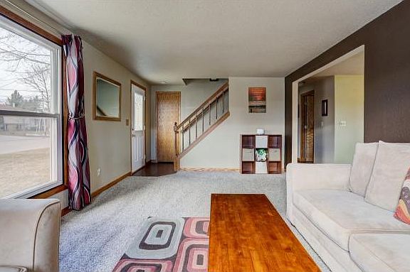 5th image of 244 Lakeview Ave