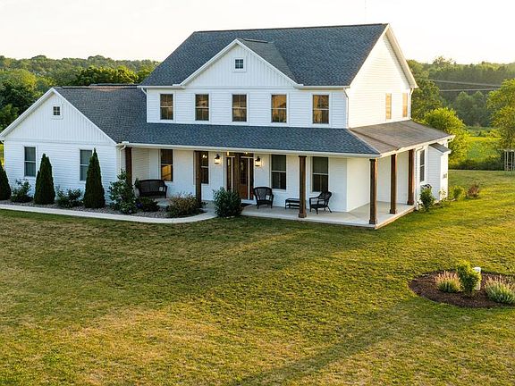 2nd image of 50 Bella Terra Dr