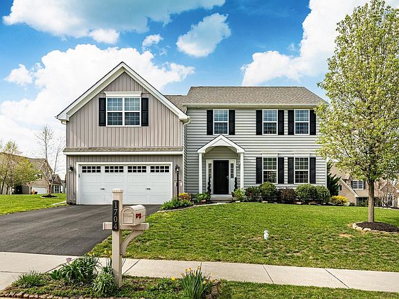 2nd image of 1704 Beufort Ct