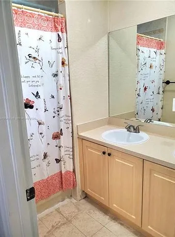 7834 Catalina Cir — Photo 16