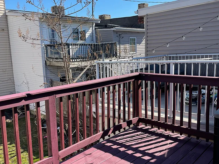 1113 S Hanover St — Photo 12