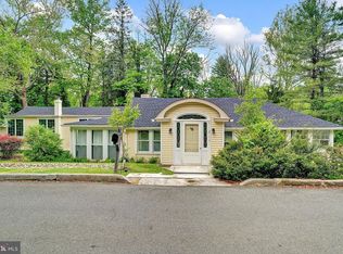 24 Montague Ave APT 2, Ewing, NJ 08628