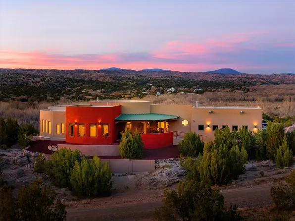 234 Cerrito De Baca Rd, Ojo Caliente, NM 87549