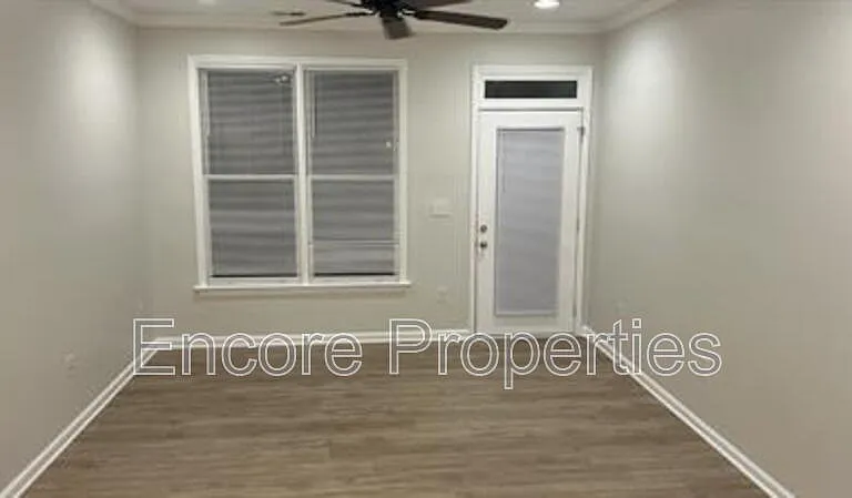 800 W Savannah Ridge Rd #101 — Photo 5