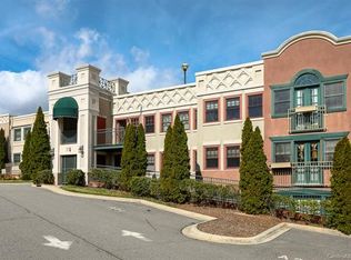 37 Hiawassee St APT E104, Asheville, NC 28801