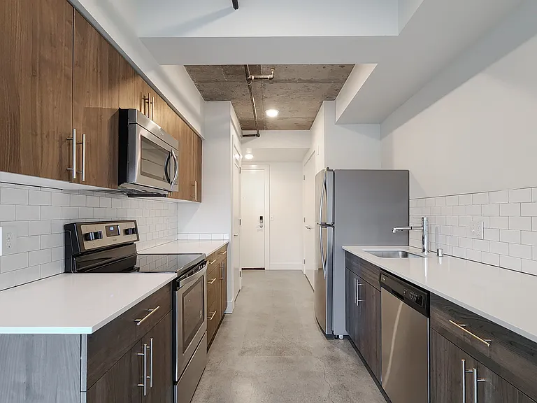 Dunn Motors Apartments — Photo 77