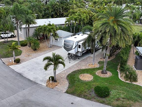 2nd image of 5823 Burrwood CT