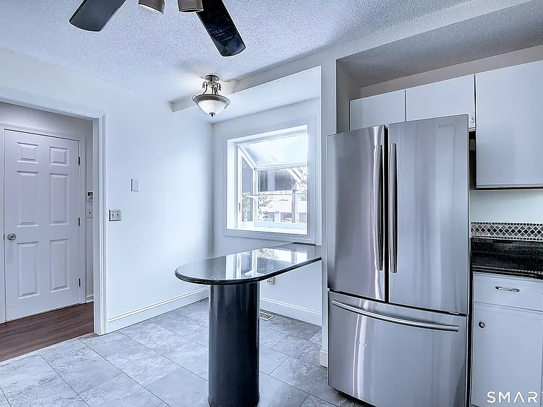 1308 Mill Pond Dr — Photo 6