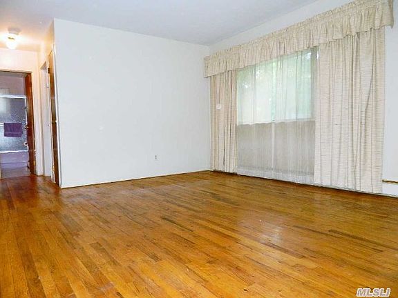 3rd image of 1459 Grundy Ave