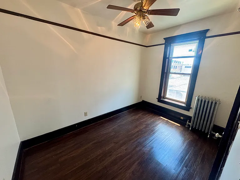 1004 S 22nd St — Photo 15