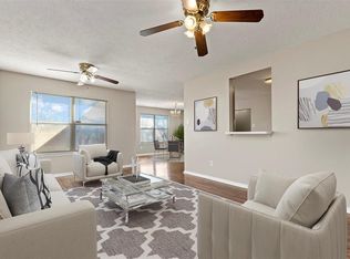 5214 Honeyvine Dr, Houston, TX 77048