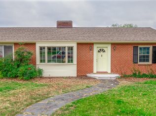 1111 Halliahurst Ave, Vinton, VA 24179