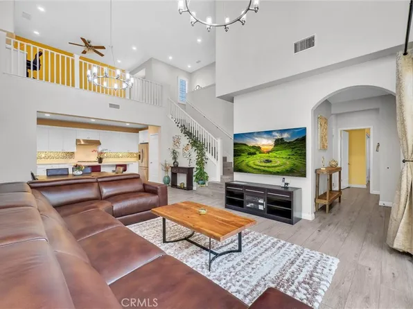 116 Barrington, Irvine, CA 92618