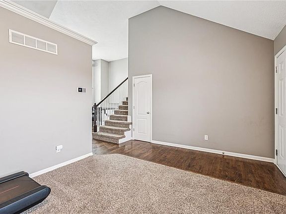 5th image of 5501 NW 90th St