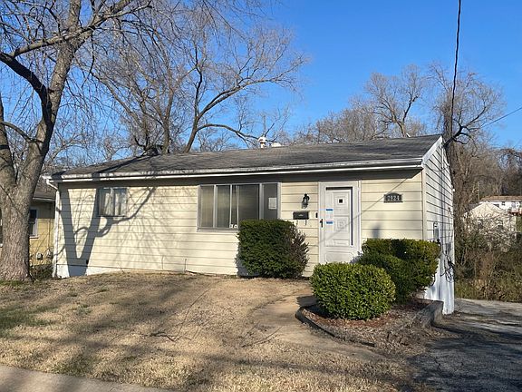 2nd image of 2924 Hammond Ave