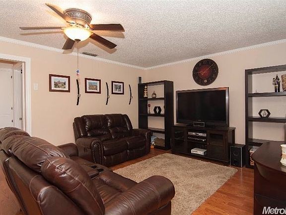 3rd image of 5504 Manzanita Ave