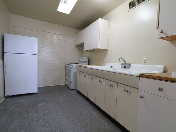 3rd image of 3220 E Terra Alta Blvd #Ter3220-6