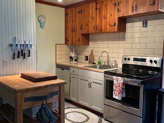 5th image of 6438 Linville Dr