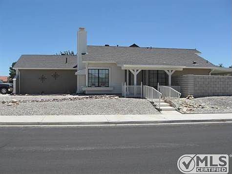 2nd image of 12454 Glennaire Pl